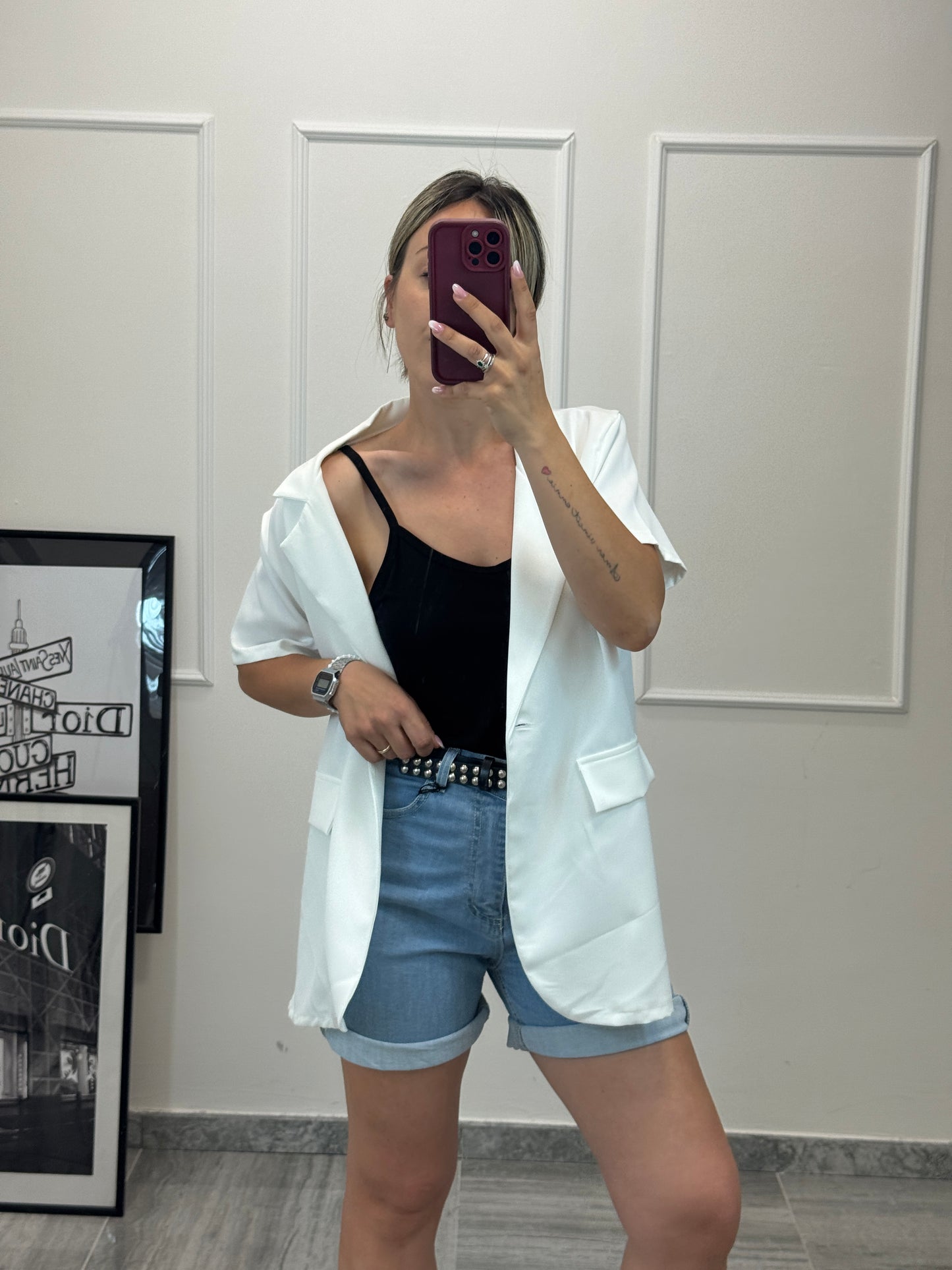 Short Arianna