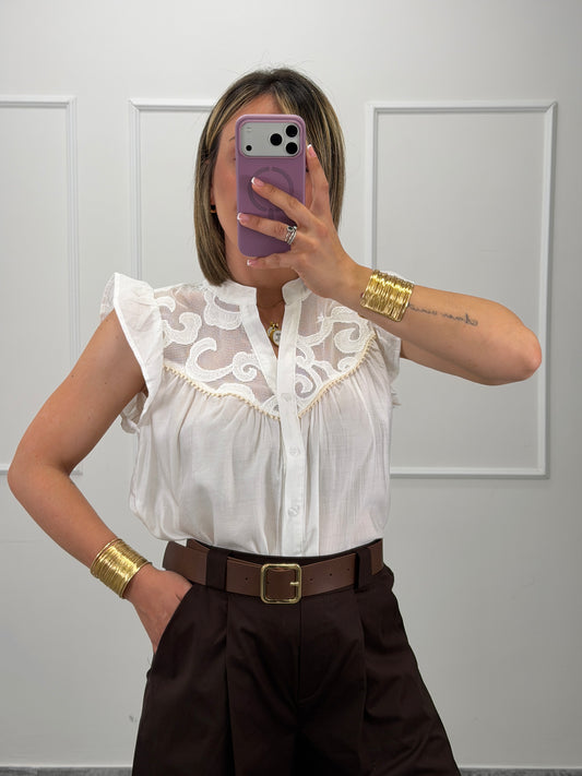 Camicia benedetta