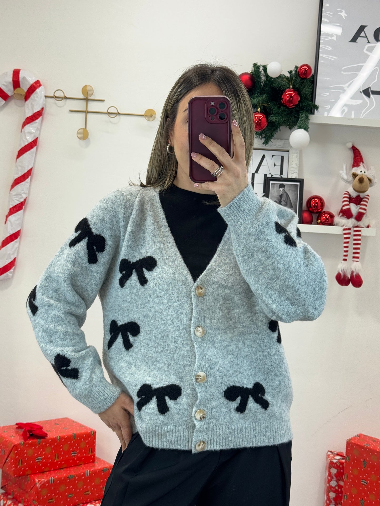 Cardigan fiocchetti