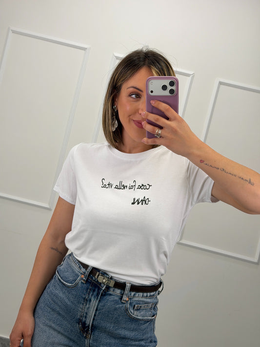 T-shirt “cosa fai nella vita? Danni”