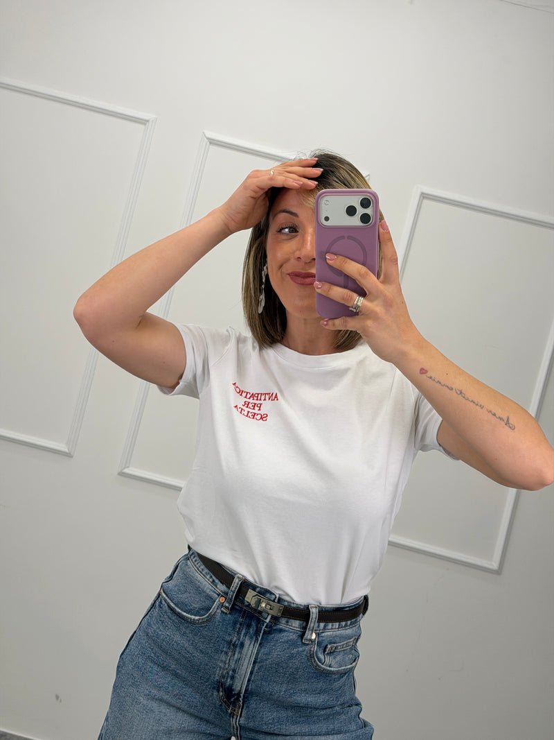 T-shirt “antipatica per scelta”
