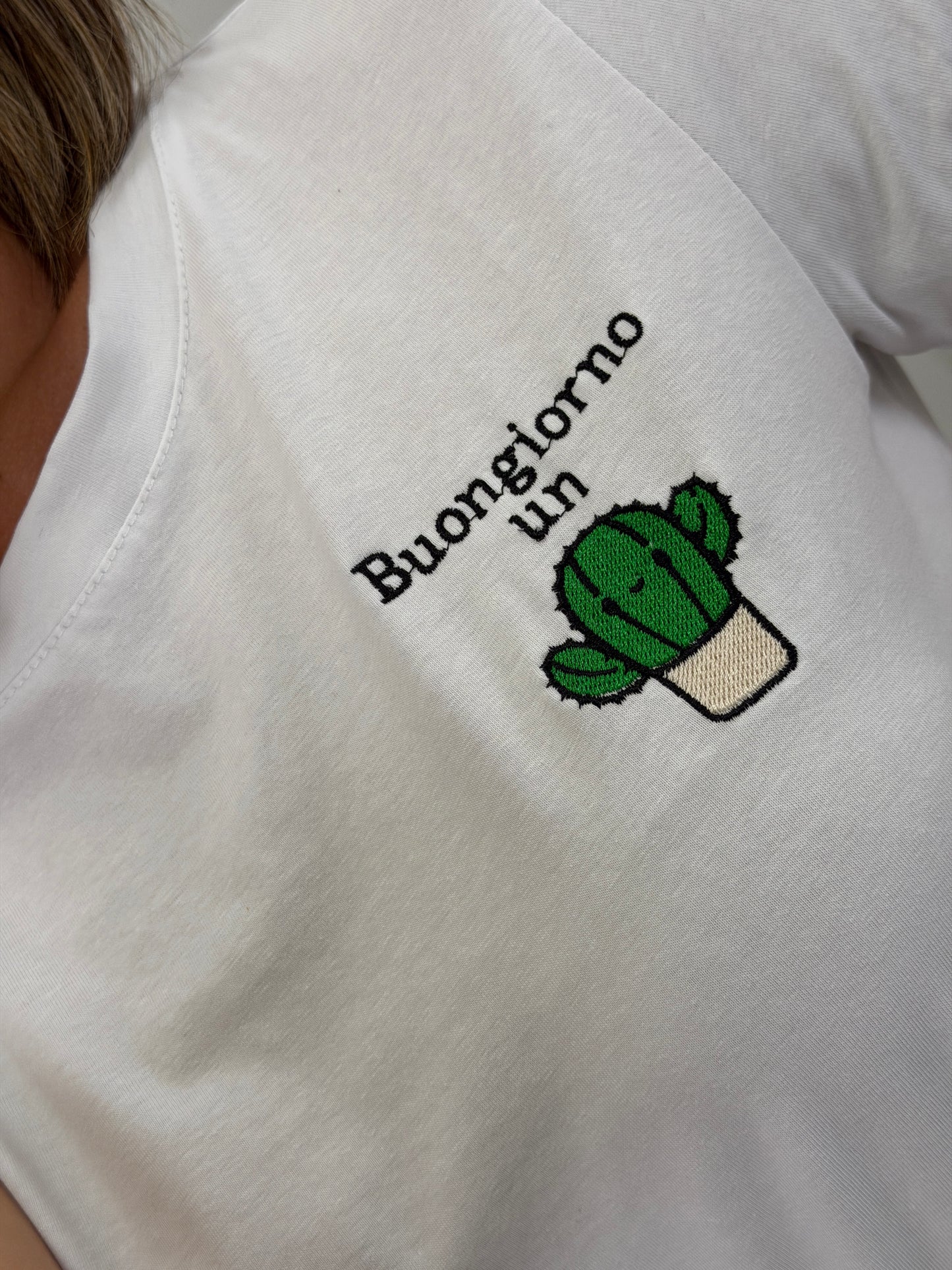 T-shirt “buongiorno un cactus”