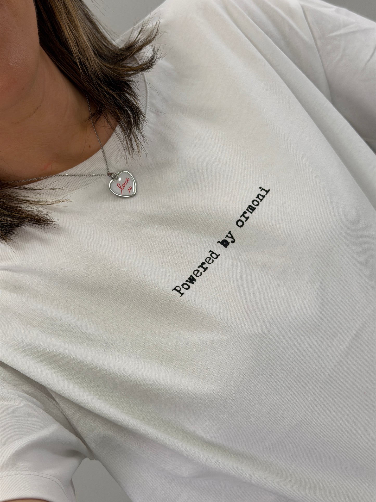 T-shirt lumina ormoni
