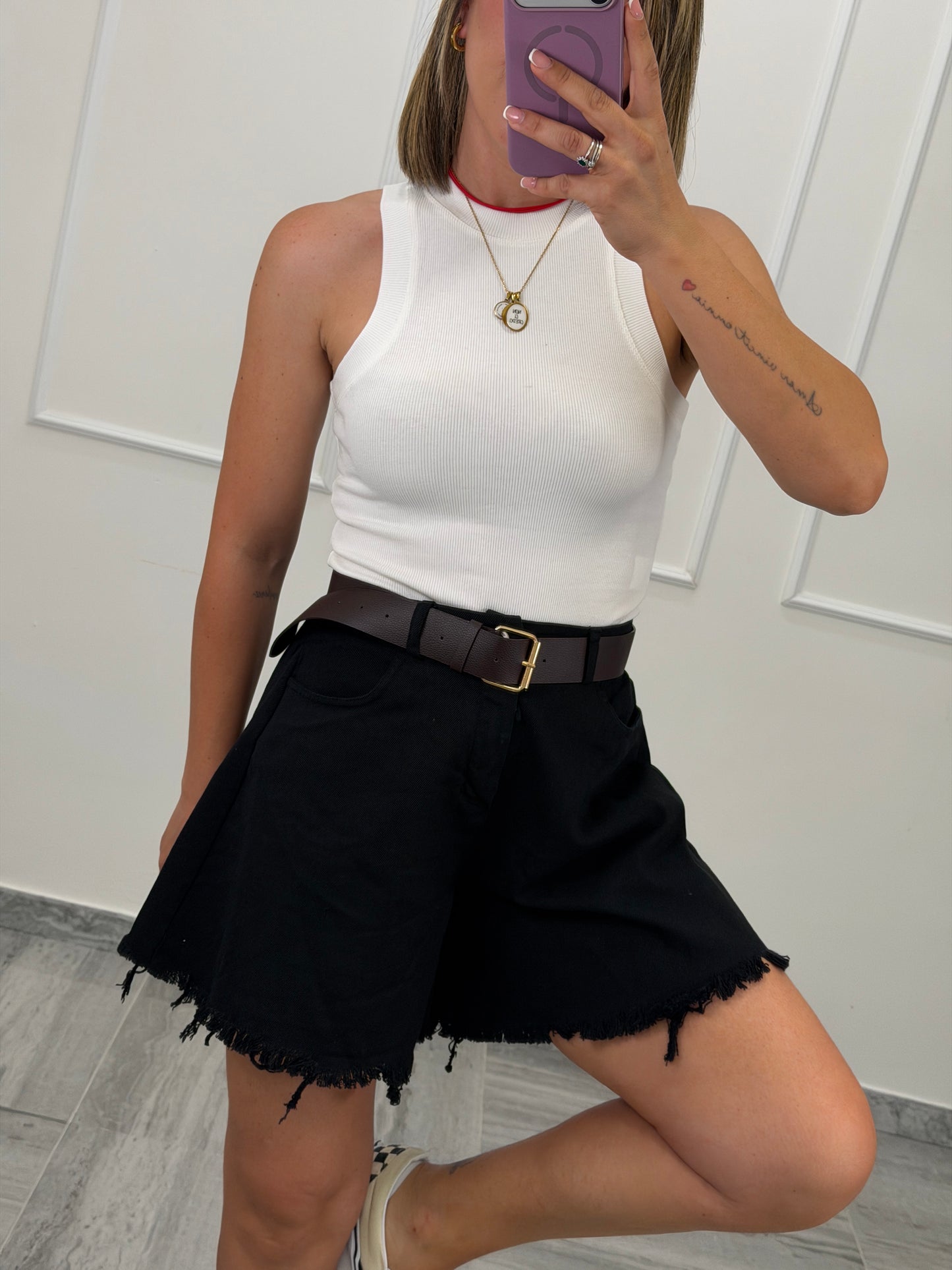 Short Lucilla