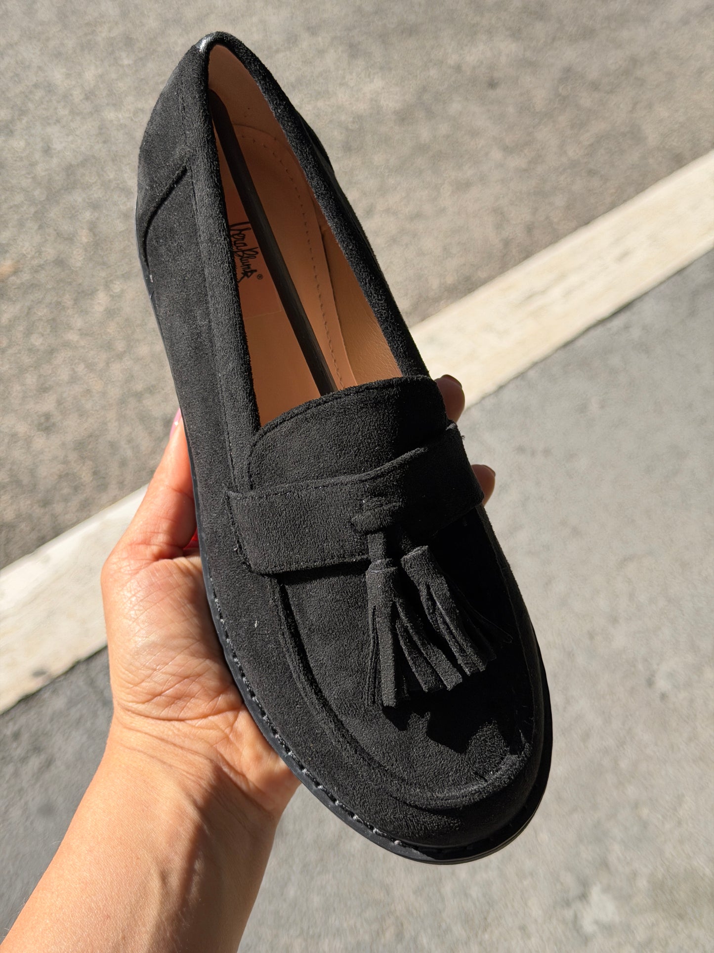 Mocassino nero suola rigida