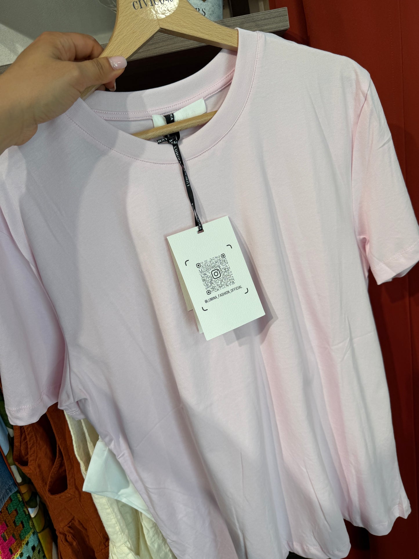 T-shirt lumina basic