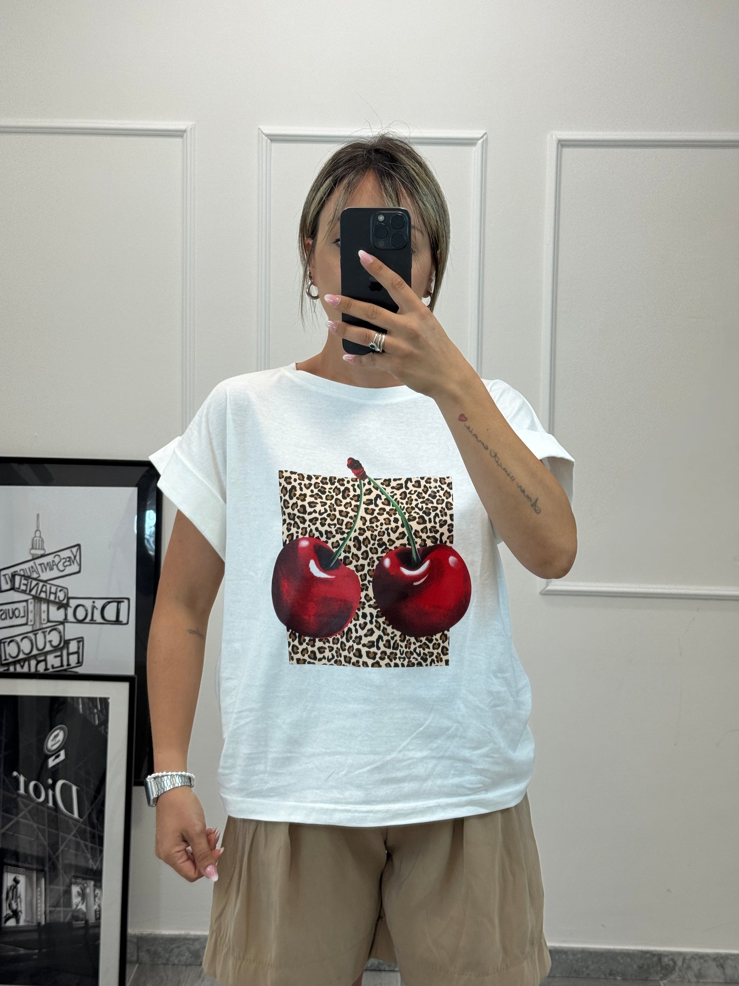 T-shirt cherry Leo