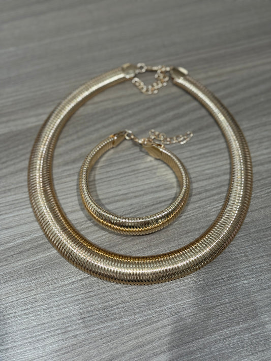 Chocker set con bracciale