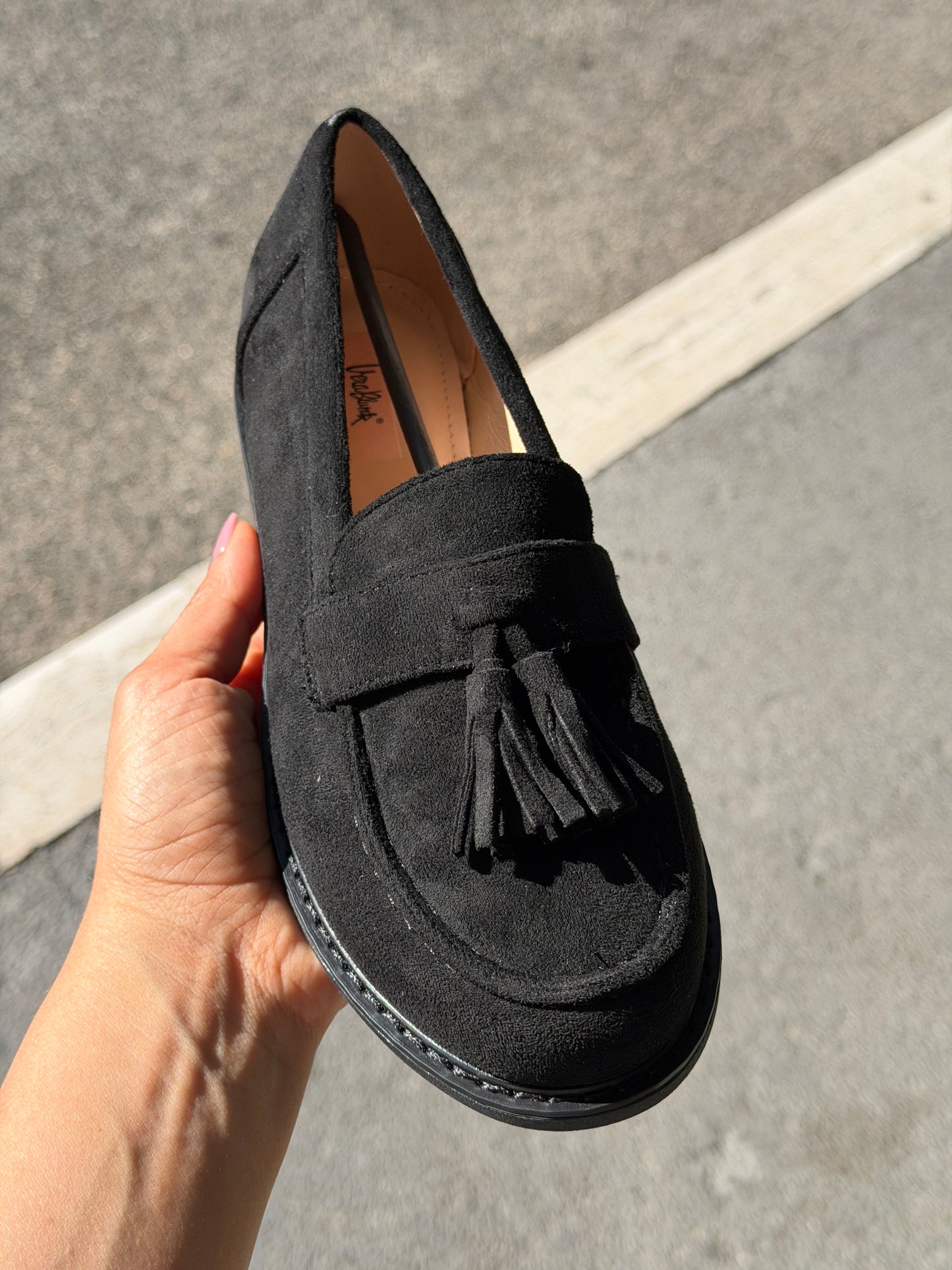 Mocassino nero suola rigida