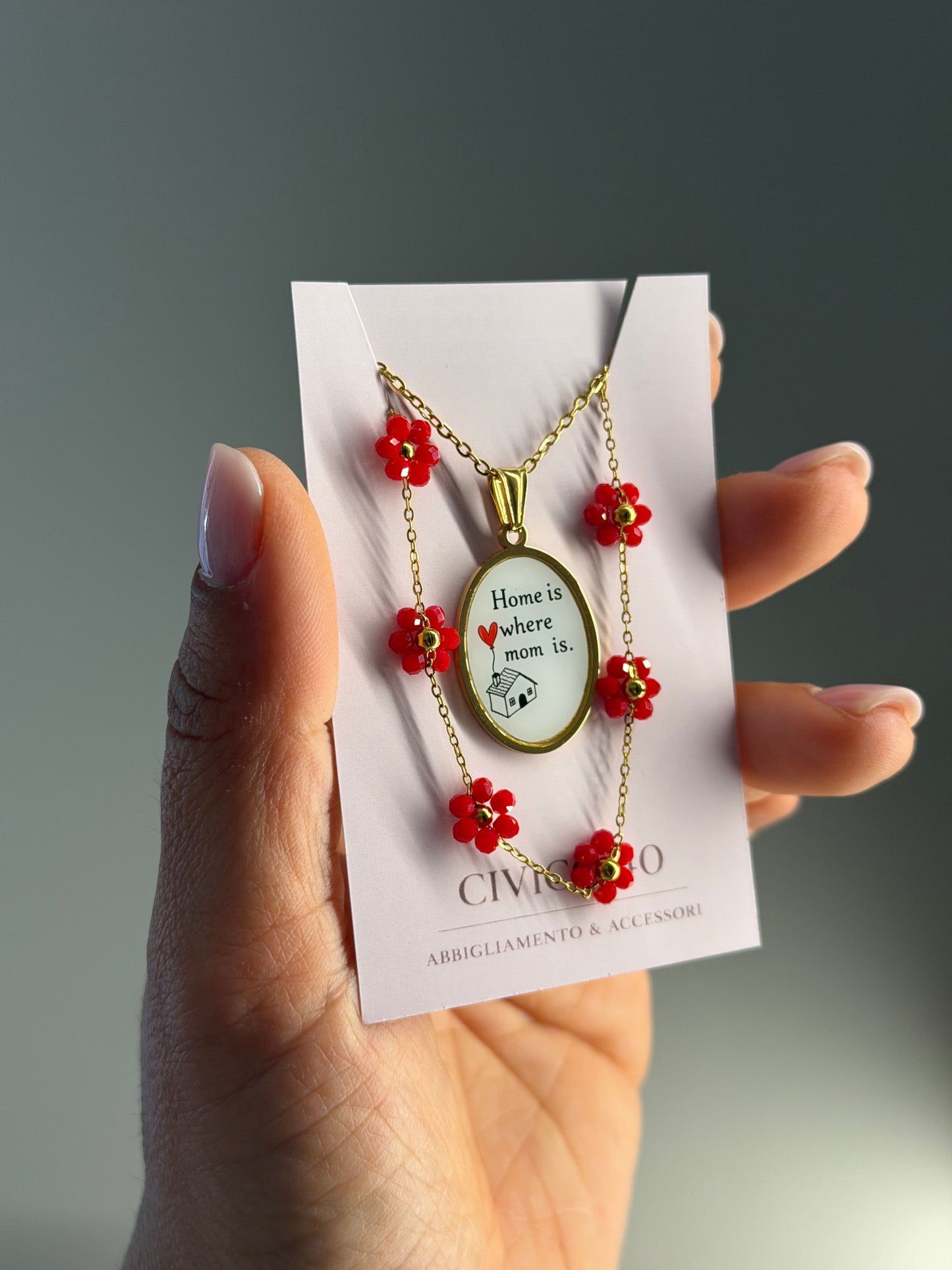 Collana “home Is where mom is”