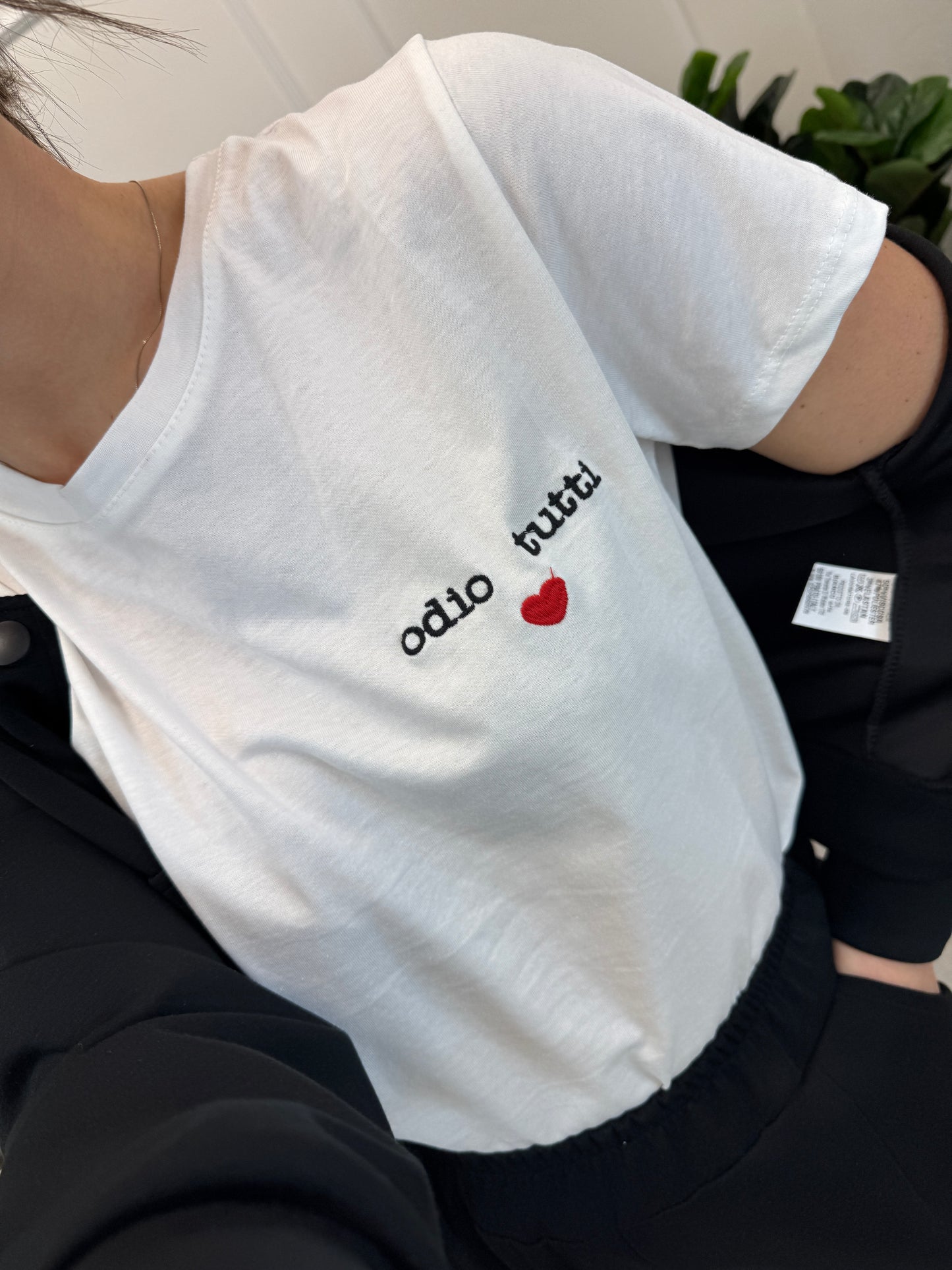 T-shirt “Odio tutti”