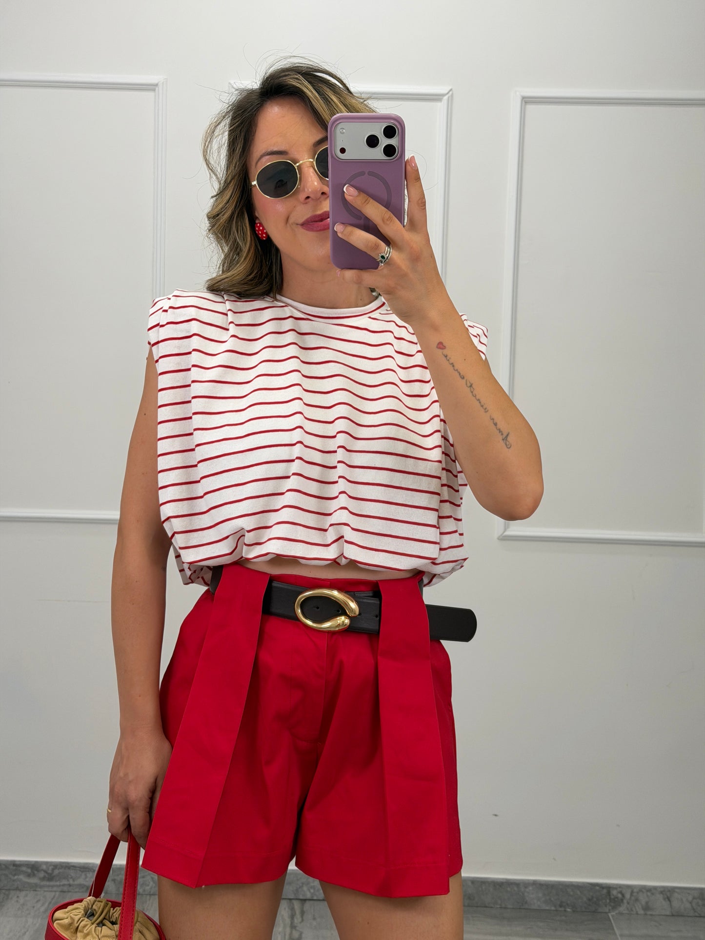 Short Rosso Lumina