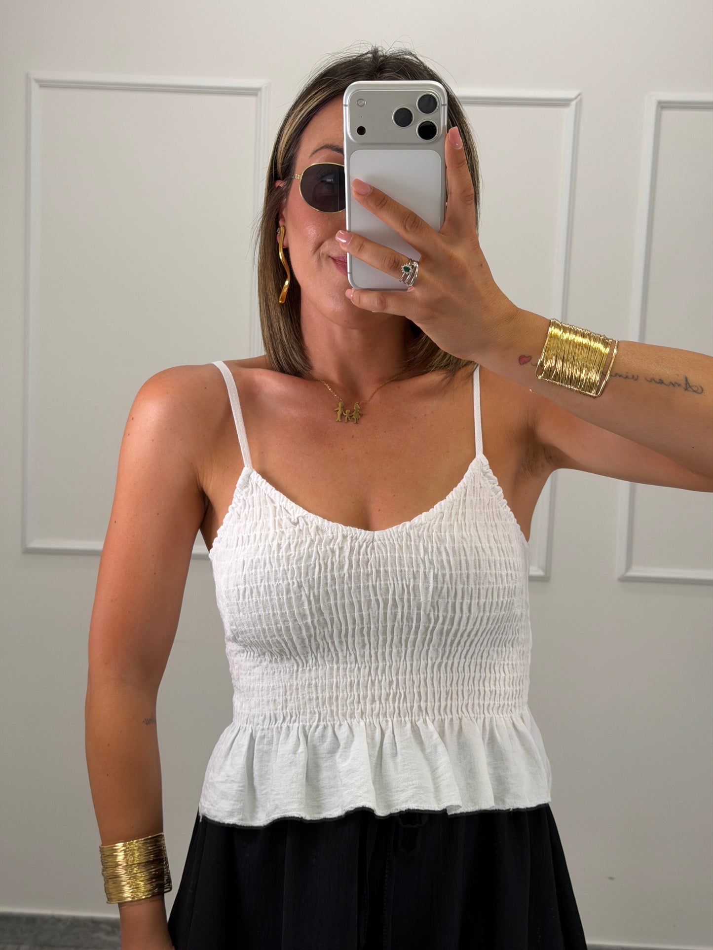 Top Clara