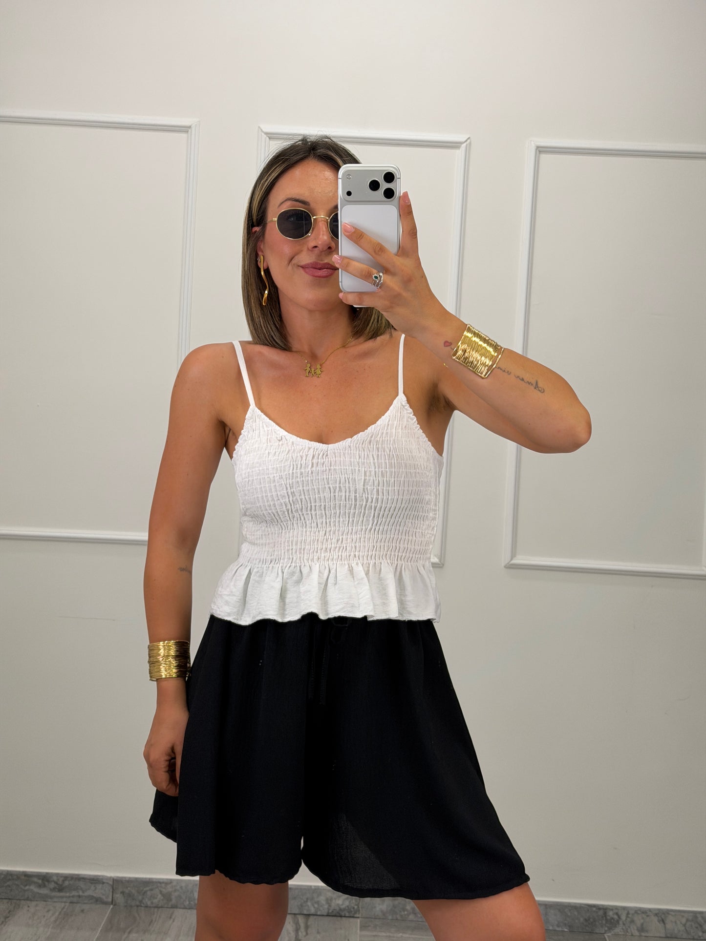 Top Clara