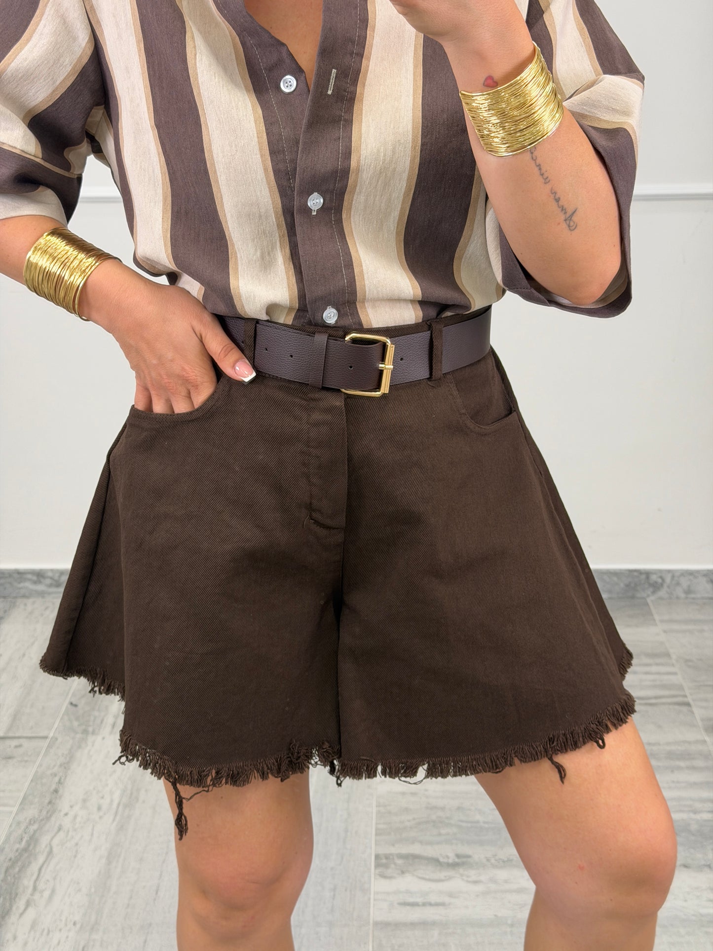 Short Lucilla