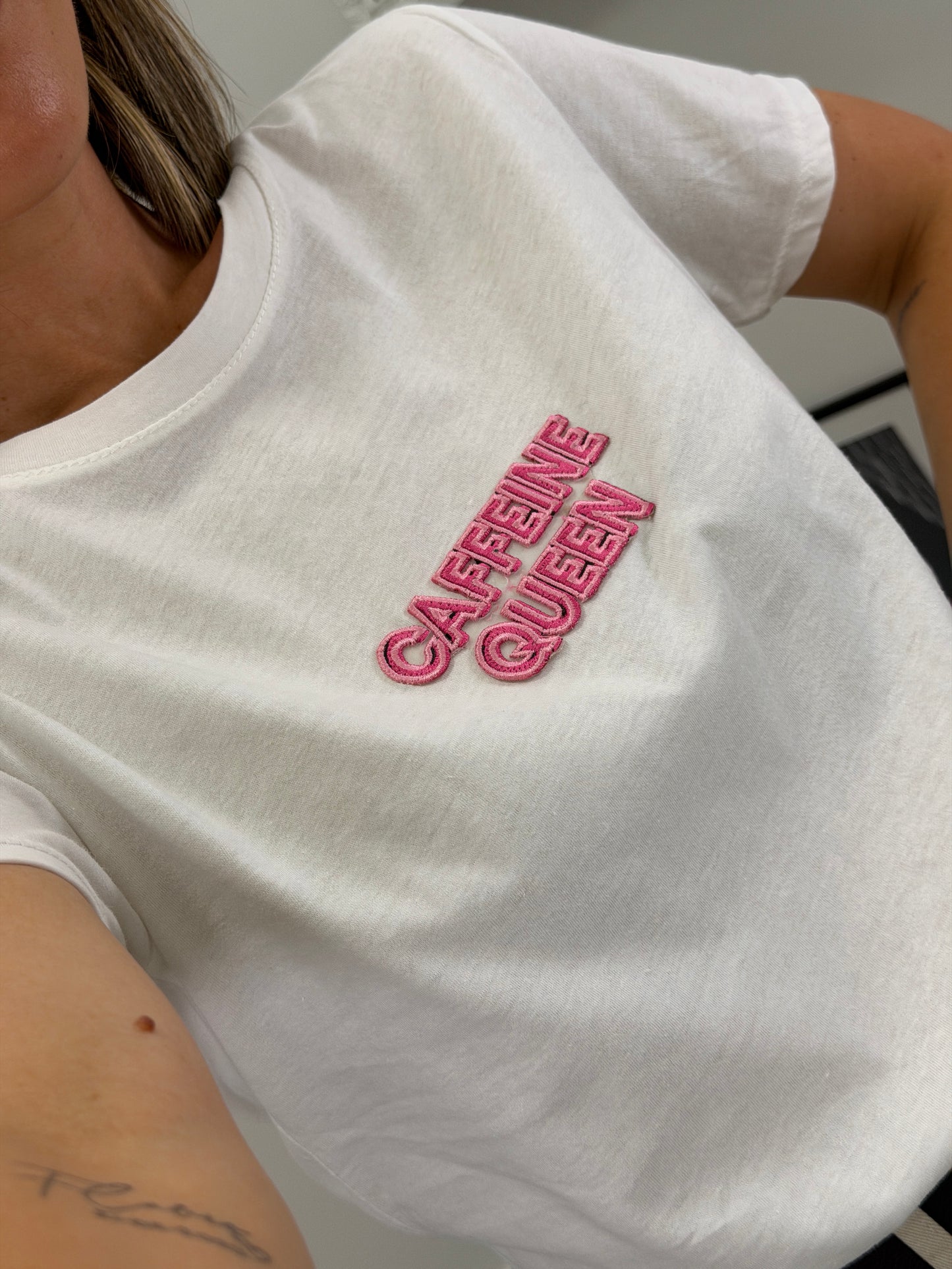t-shirt " Caffeine Queen"